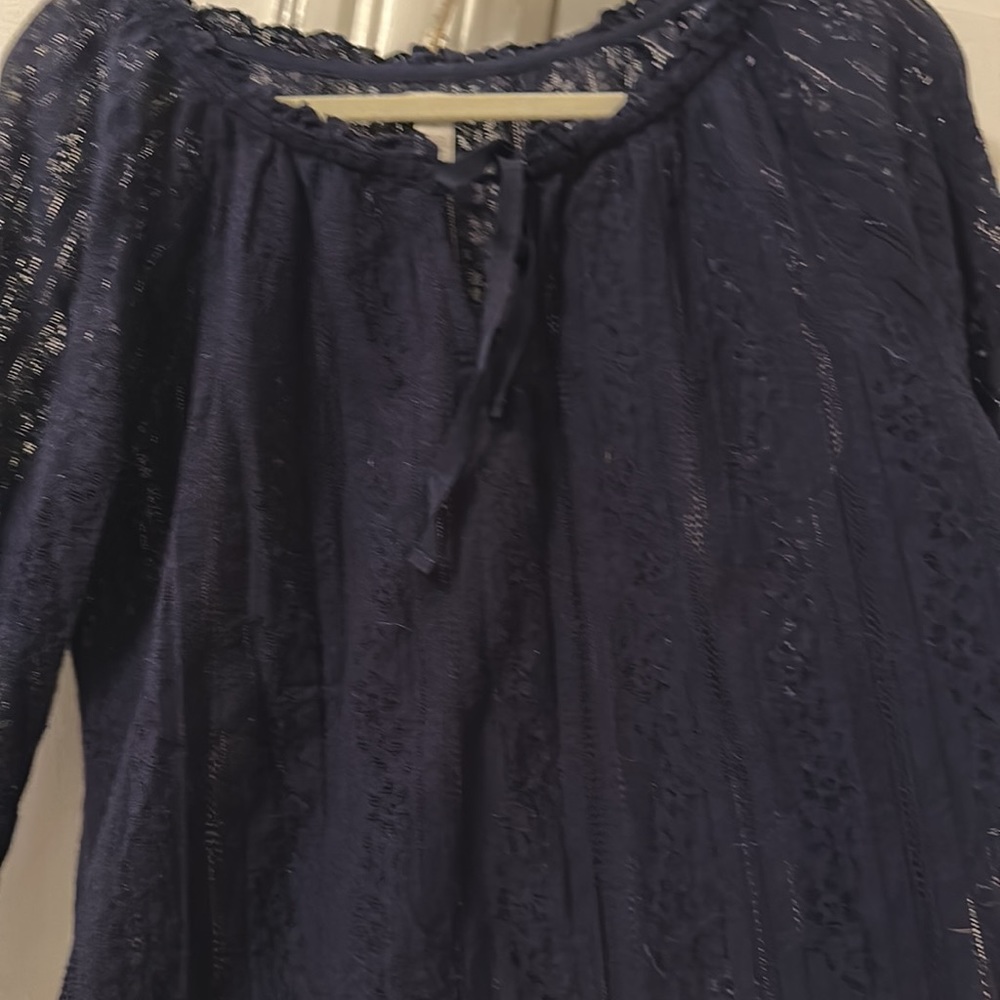 Hinge navy blouse - Picture 3 of 6